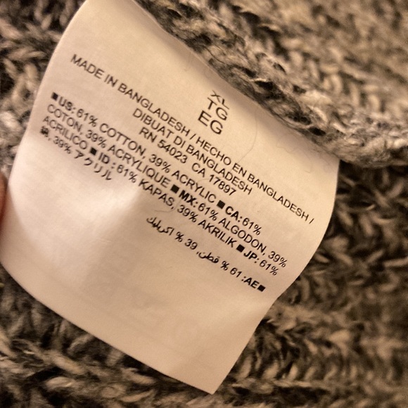 Old navy xl ladies turtle neck sweater - Picture 5 of 6